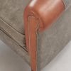 Delta-chesterfield-eigentijds-fauteuil-josh-grey-cognac-detail-armleuning