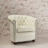 Delta-chesterfield-traditioneel-tub-chair-byran-magnolia-white-zijaanzicht-rechts