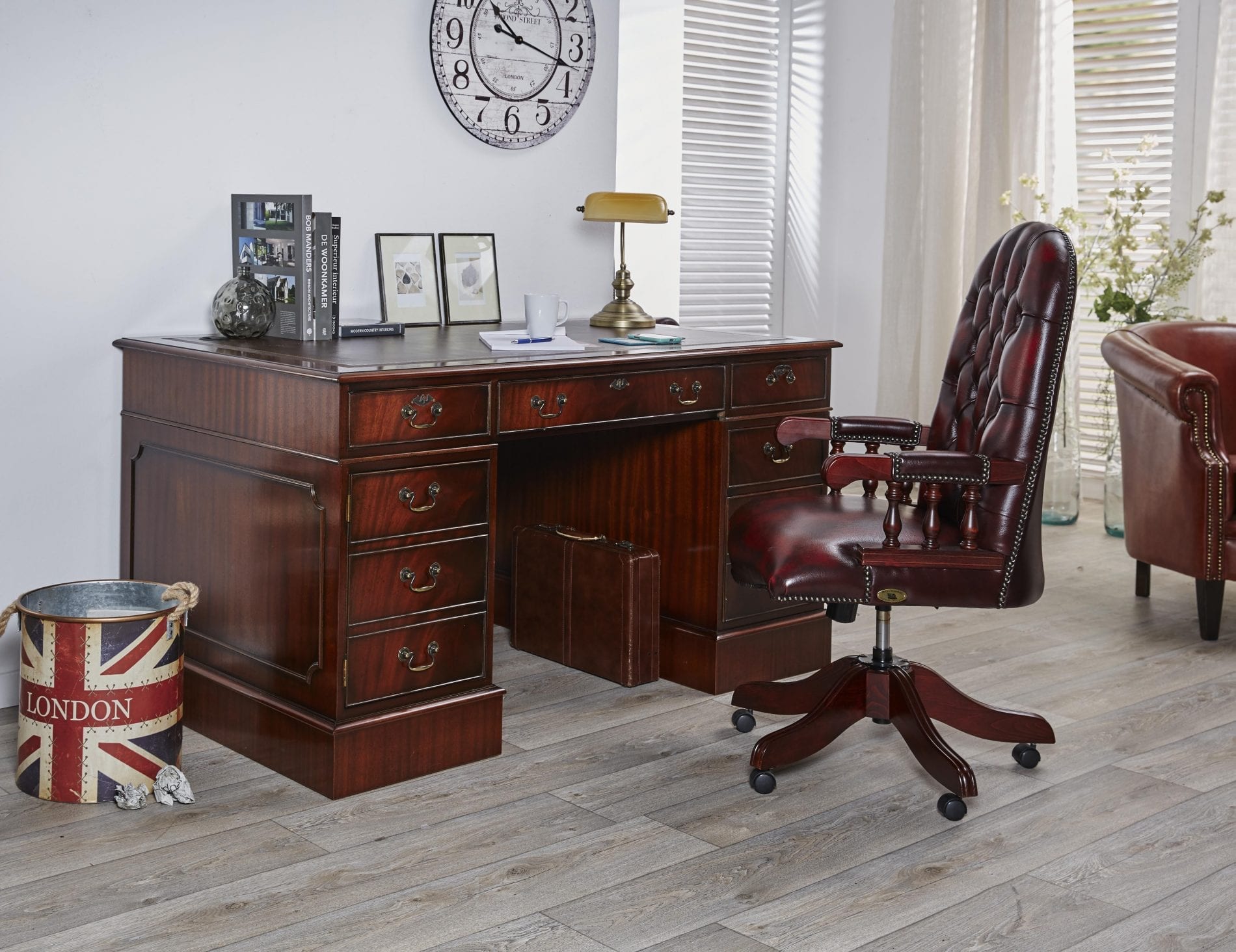 delta-chesterfield-bureau-en-mountbatton-swivel-bureaustoel