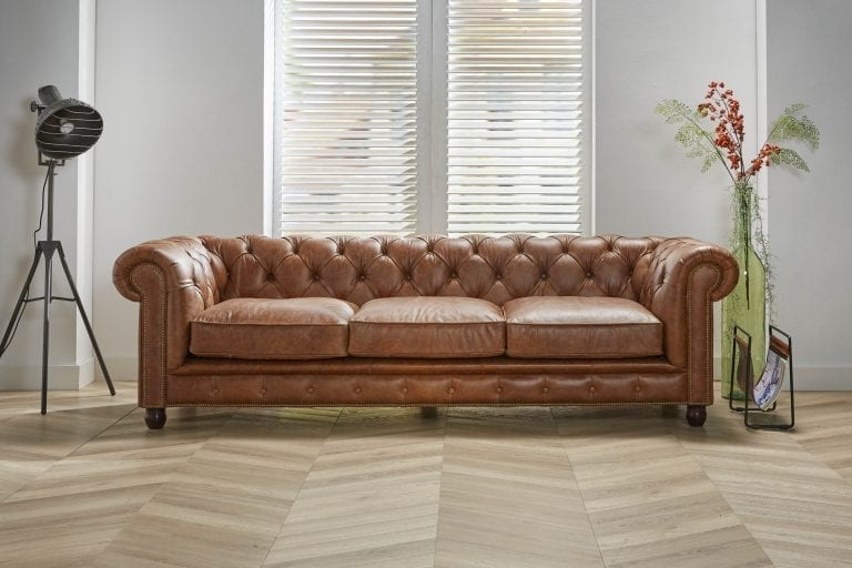 Jill 4 zits bank chesterfield 260 cm breed sfeerimpressie