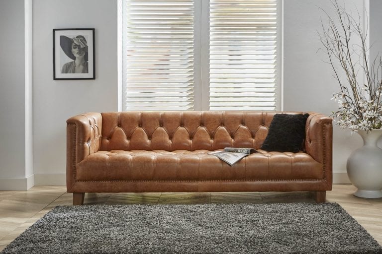 Burton chesterfield 3,5 zits bank vintage sfeerimpressie