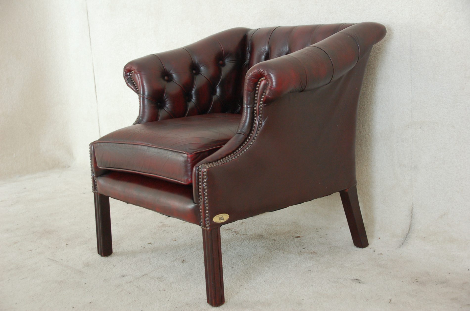 midi highback chesterfield chair gebruikt