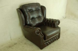 toonkamermodel nieuwe highback chesterfield oorfauteuil