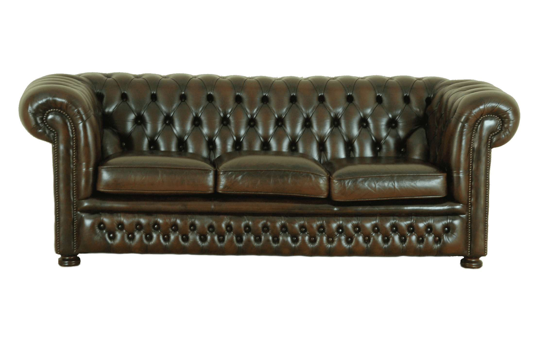 Deze Royale 3 zits Chesterfield koopt je bij Delta Chesterfield in Akkrum √ Grote keuze gerenoveerd of ongerenoveerd √ Met garantie