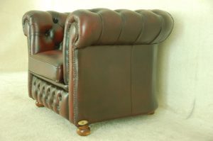rode midsize lowback chesterfield stoel