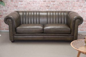 nieuwe engelse chesterfield guilbert twee zitter