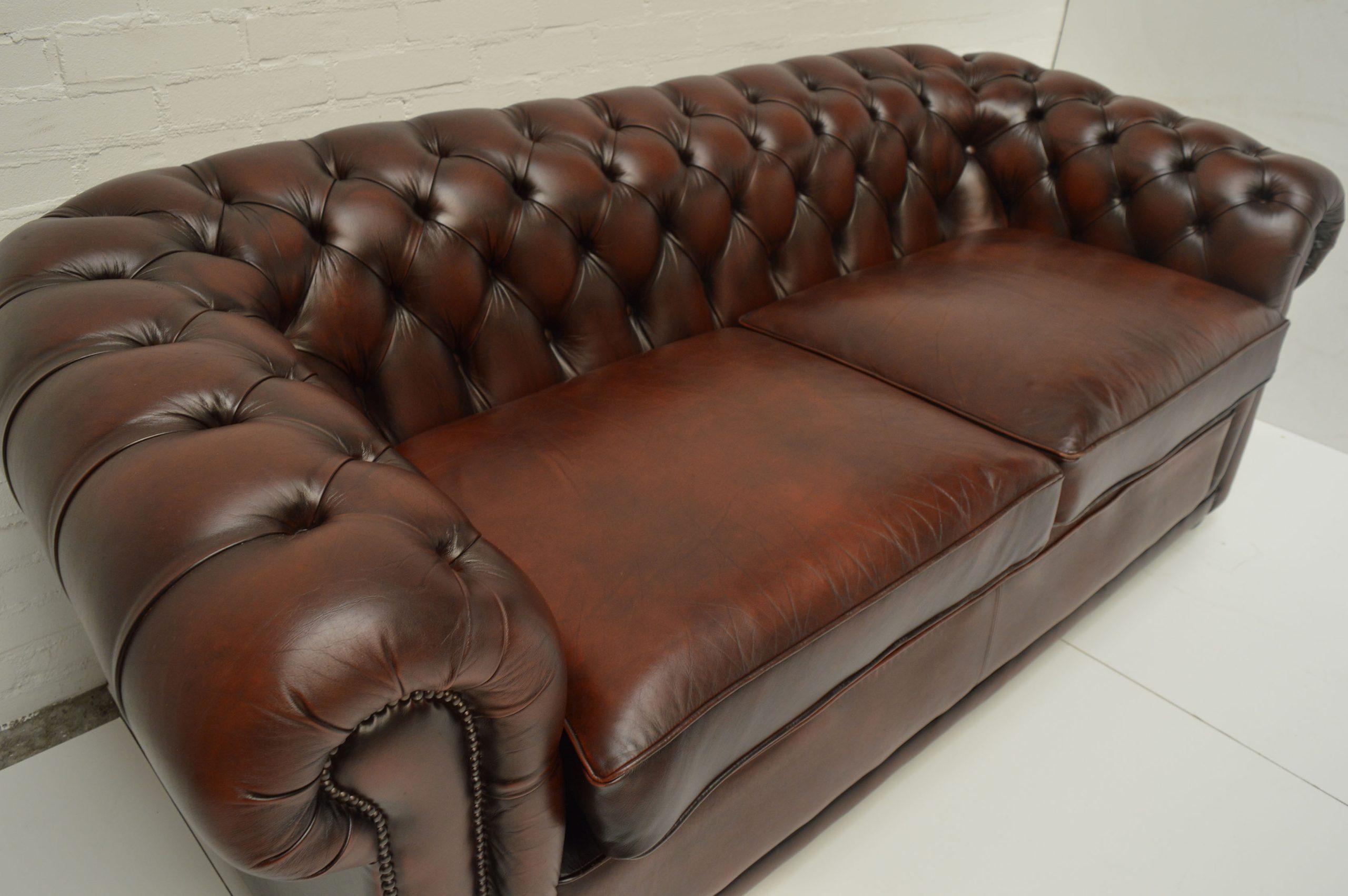 3 zits chesterfield gladde voorkant in ant. light rust