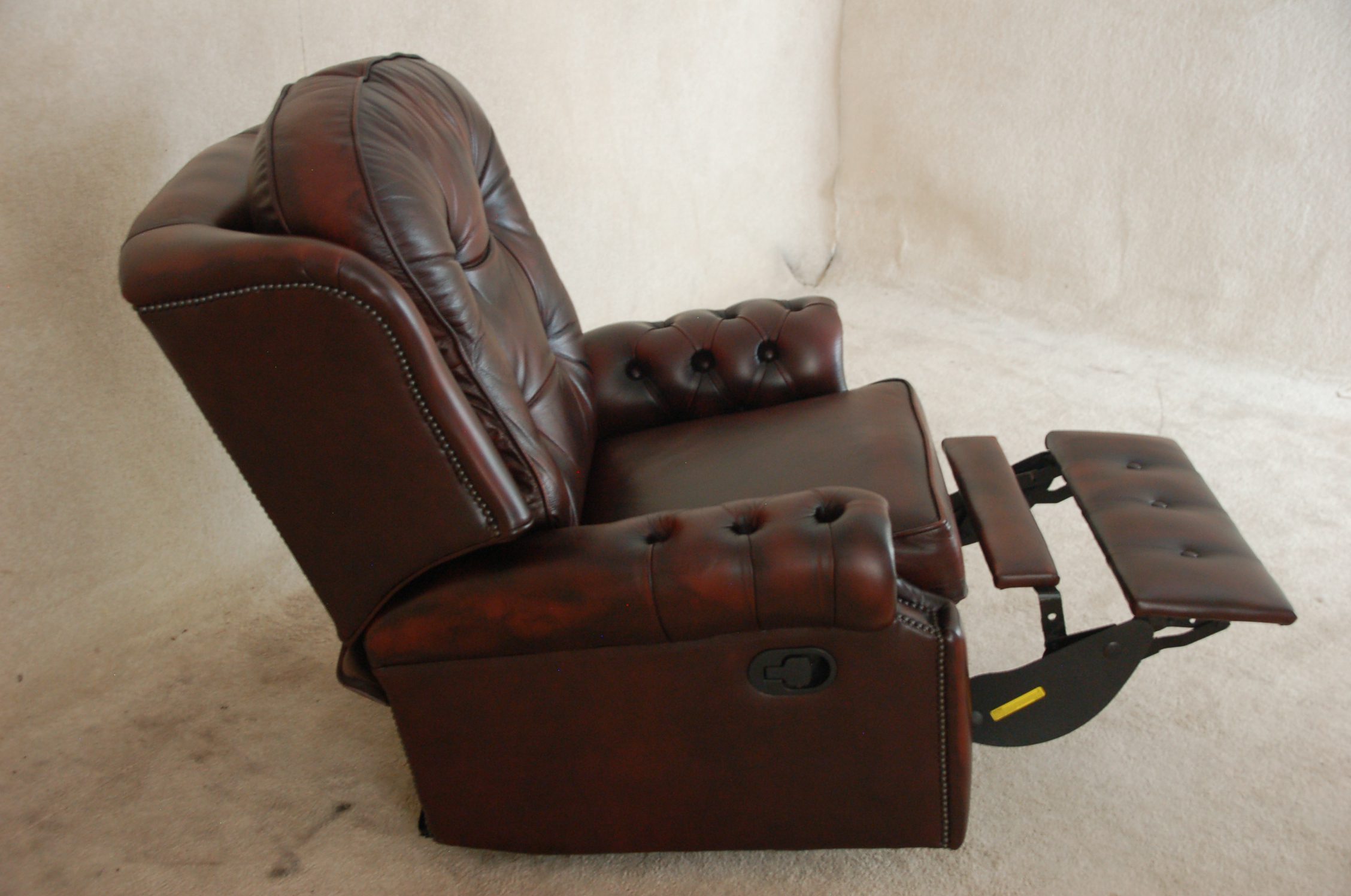 handbediend chesterfield relax fauteuil gebruikt