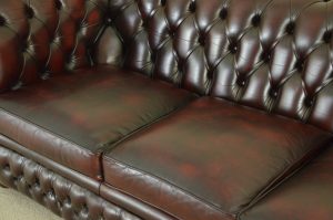 3 zits chesterfield 212 cm occasion in ant. Red