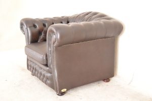 low back chair robuust chesterfield occasion in ant. rust