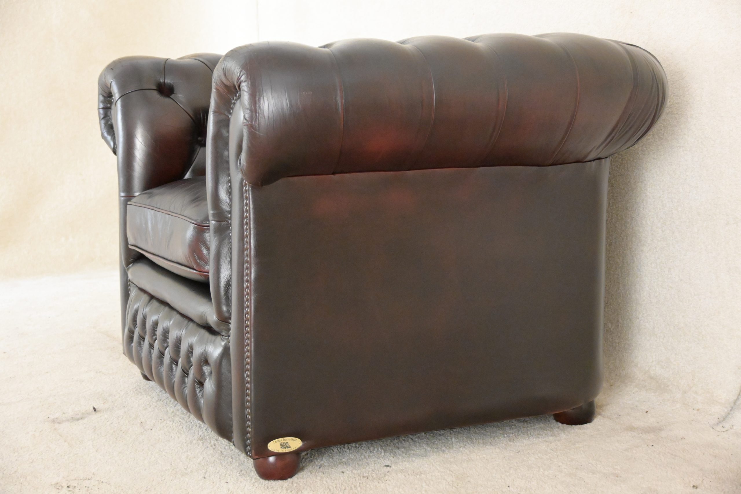 low back chesterfield chair occasion in ant. Rust