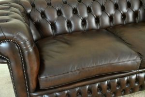 3 zits chesterfield in antique brown