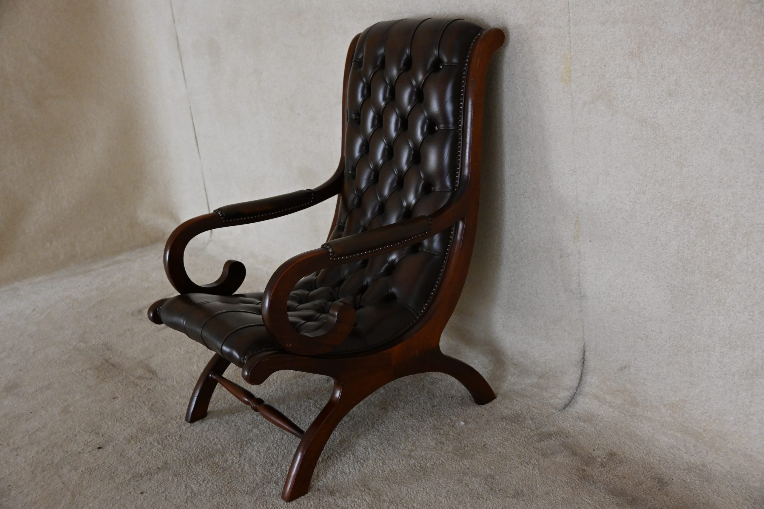 gebruikte chesterfield slipper chair