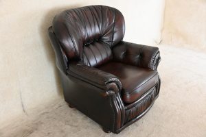 Gebruikte hoge Chesterfield fauteuil