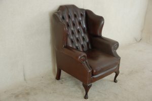 Mooie gebruikte Chesterfield highback chair