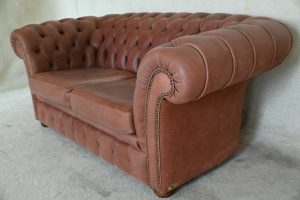 2,5 zits gebruikte chesterfield in effen kleur Brandy