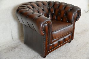 gebruikte chesterfield lowback chair met garantie