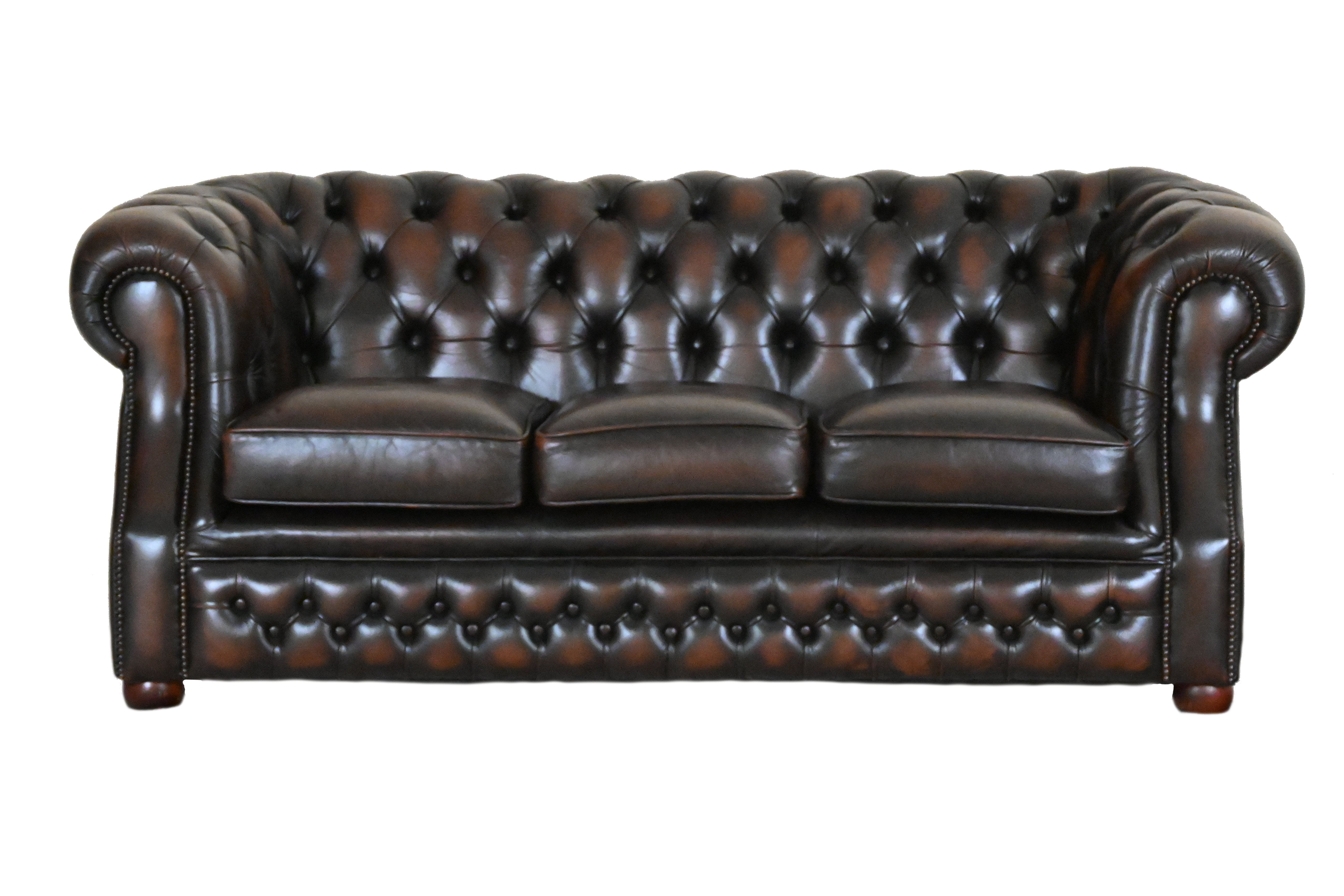 gebruikte bruine 3 zits chesterfield met scooped arm en medium hoge rug