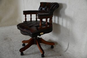 captains swivel bureaustoel in antique rust