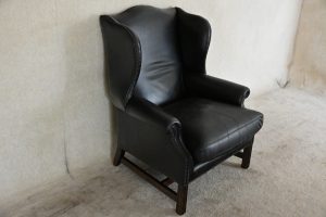 grote gebruikte high back plain wing chesterfield stoel