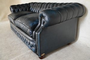 Elegante 3-zits Chesterfield in antique Blue