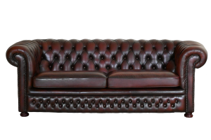 Ontdek de Blenheim 3-zits Chesterfield: een stijlvolle bank met stevige, comfortabele zit en vernieuwde kussentops. Tijdloos design en hoogwaardige