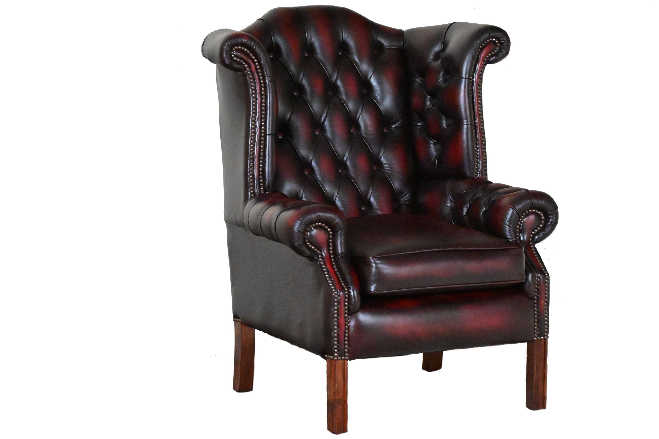 Ontdek deze gebruikte Chesterfield oorfauteuil in topconditie met rechte poten. Eigentijds design, medium zitcomfort en duurzaam karakter. Met garantie!